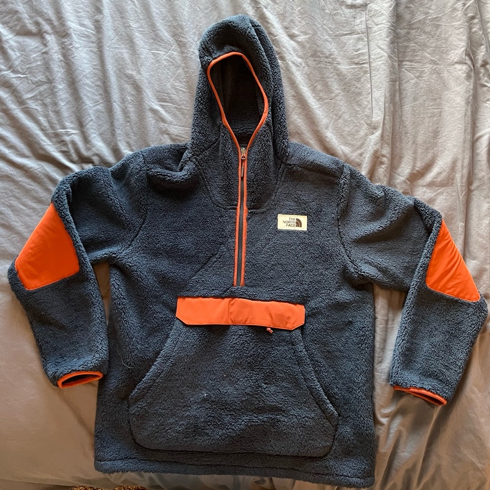 Men’s North Face Sherpa Quarter-Zip With Hood